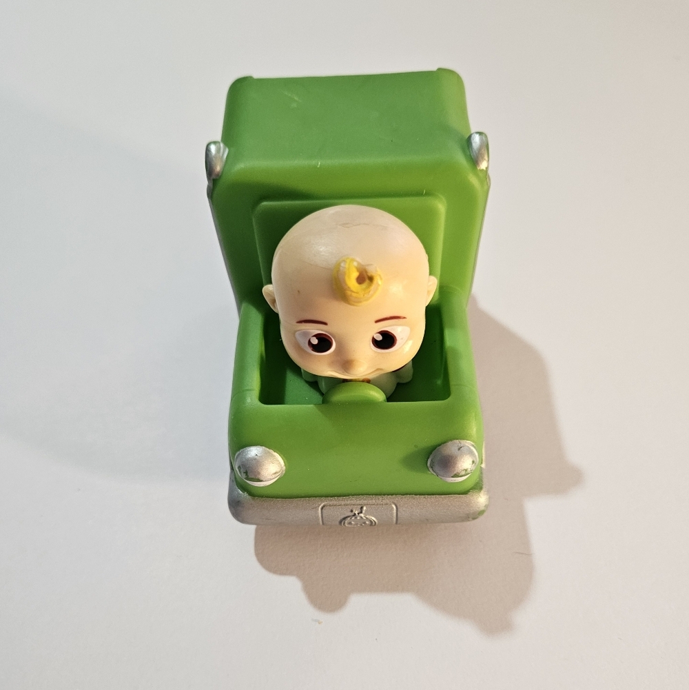 Cocomelon Green Trash Truck Free Wheeling Vehicle With Mini JJ